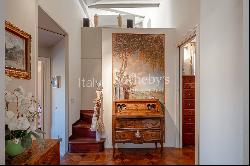 Charming penthouse with view over Piazza Castello