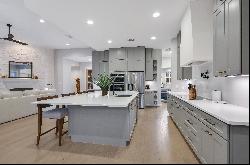 5300 North Scout Island Circle, Austin, TX 78731