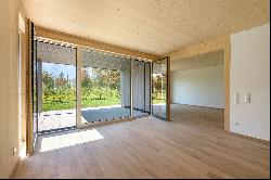 Ready-to-occupy new build: sustainable villa half with elegant design furnishings