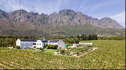 EXCLUSIVE WINE ESTATE IN BREATHTAKING LOCATION