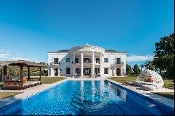 Palace-Type Mansion in Hacienda Las Chapas, Marbella East