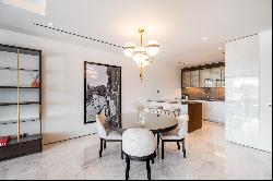 Stunning luxury duplex in the heart of the Golden Mile