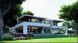 Beautiful villa project on a plot for sale, with private and quiet location in Marbella E