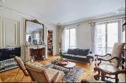 Paris 17th District – An ideal pied a terre