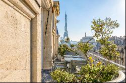 Paris 16th District - Trocadero - Eiffel Tower view