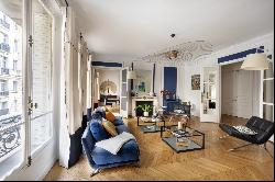 Paris 7th District – A 3/4 bed family apartment