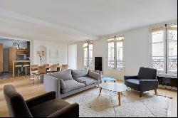 Paris 7th District – A three-bed apartment in good condition