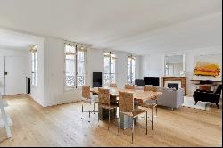 Paris 7th District – A three-bed apartment in good condition