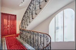 Sale - Apartment Paris 16th (Muette)