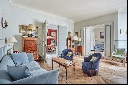 Sale - Apartment Paris 16th (Muette)