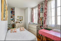 Paris 8th District – A sunny 5-bed apartment