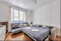 INVALIDES - Big studio with seperate kitchen for sale Paris 75007