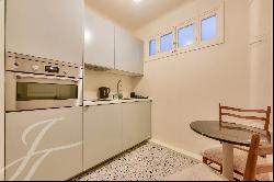 INVALIDES - Big studio with seperate kitchen for sale Paris 75007