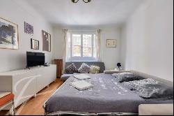 INVALIDES - Big studio with seperate kitchen for sale Paris 75007