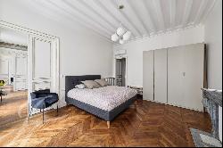 PARIS 7 / RUE DE CASTELLANE - 4 bedrooms - 200m² - Paris