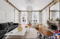 PARIS 7 / RUE DE CASTELLANE - 4 bedrooms - 200m² - Paris