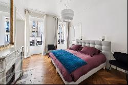 PARIS 7 / RUE DE CASTELLANE - 4 bedrooms - 200m² - Paris