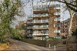 A Bright and Modern Flat in an Iconic 1960s Building