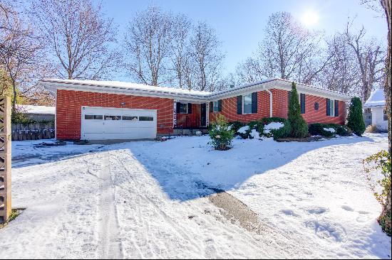 3205 Maple Road, Jeffersontown, KY 40299