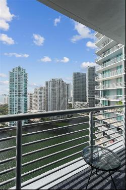 335 S Biscayne Blvd # 2801, Miami FL 33131