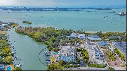 888 S Orange Ave #3d, Sarasota, FL 34236