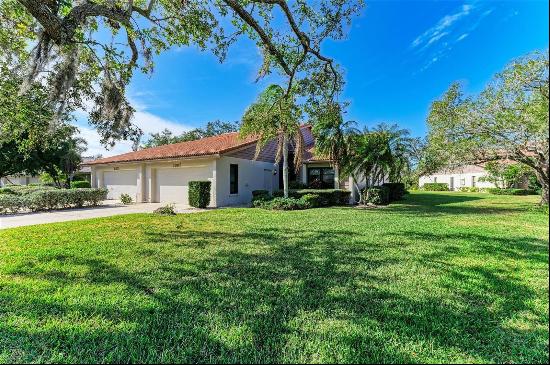 3803 Wilshire Cir W #37, Sarasota, FL 34238