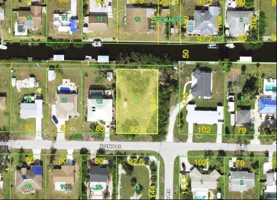 942 E 2nd St, Englewood, FL 34223