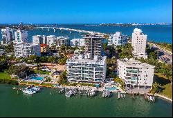 650 Golden Gate Pt #401, Sarasota, FL 34236