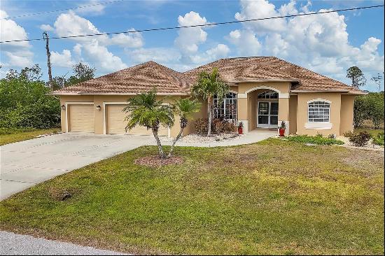 116 Hercules Dr, Rotonda West, FL 33947