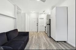 453 West 22Nd Street 2R In Chelsea, New York