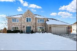 8782 Bay Pointe Circle, Indianapolis IN 46236