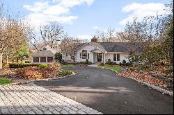 4 Horse Neck Path, Lloyd Neck NY 11743