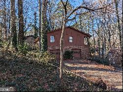 910 Hardwood Court, Stone Mountain GA 30083