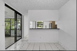 3545 Magellan Cir Unit 351-5, Aventura FL 33180