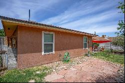 2712 La Charles Drive NE, Albuquerque NM 87112