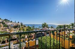 Charming semi-detached house with stunning sea views in Malaga E, Málaga 29017