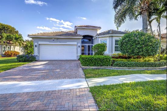 7708 New Holland Way, Boynton Beach FL 33437