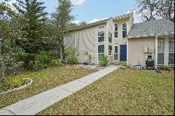 9412 Forest Hills Circle, Tampa FL 33612