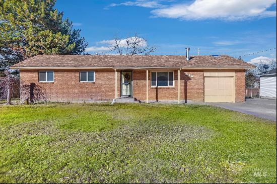 548 Crestview Dr, Twin Falls ID 83301