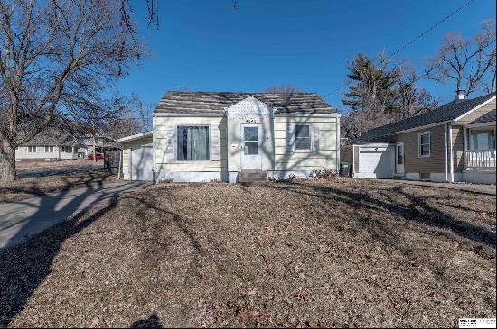 4848 Charles Street, Omaha NE 68132