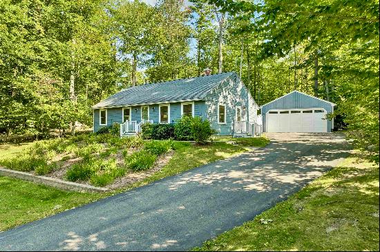 63 Port Wedeln Road, Wolfeboro NH 03894