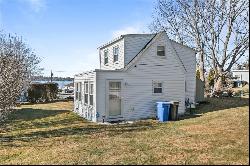 30 Warren Avenue Unit A, Middletown RI 02842