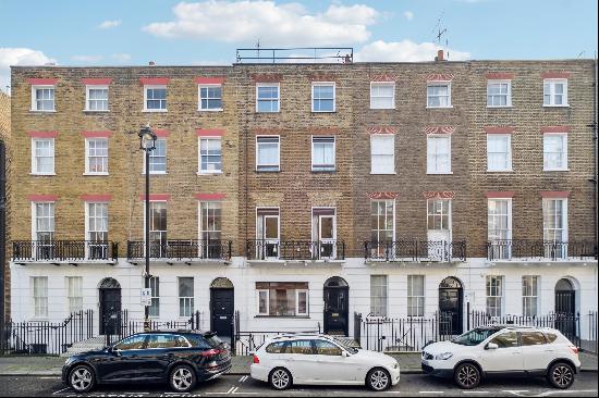 A beautifully presented, bright, top floor apartment in a well preserved period building i