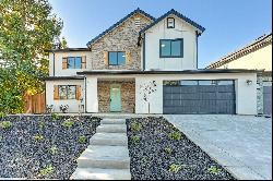 3637 Casa Rosa Way, Carmichael, CA 95608