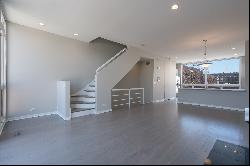 Freshly Remodeled Townhome