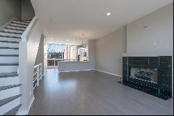 Freshly Remodeled Townhome