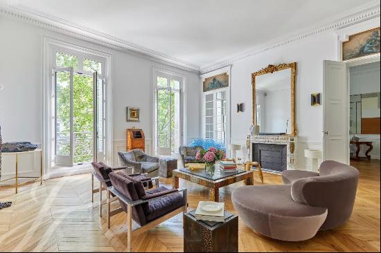 Parc Monceau / Haussmann - Amazing reception apartment