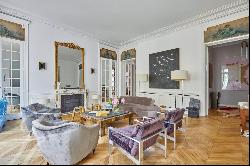 Parc Monceau / Haussmann - Amazing reception apartment