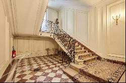 Parc Monceau / Haussmann - Amazing reception apartment