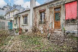 House to renovate in a private cul-de-sac, 5 bedrooms, with garden and parking